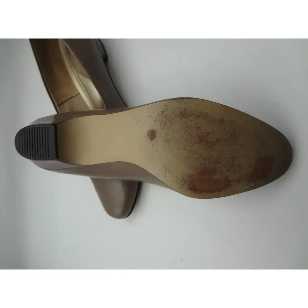 Hush Puppies Light Brown Taupe Leather Pumps Low Heel Round Toe Comfort 9.5M